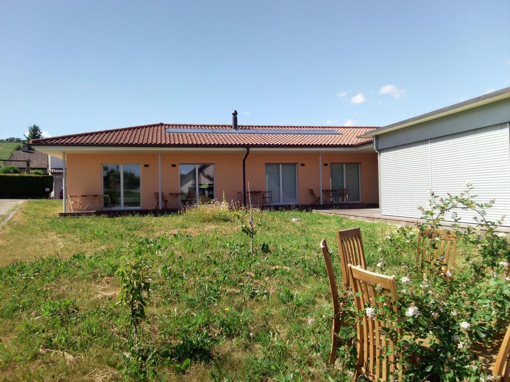 Bed And Breakfast Villa Hallau Zewnętrze zdjęcie